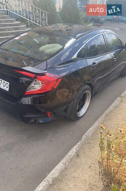 Седан Honda Civic 2017 в 