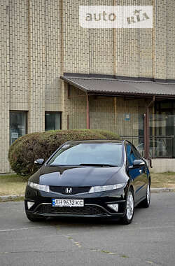 Хэтчбек Honda Civic 2010 в Киеве