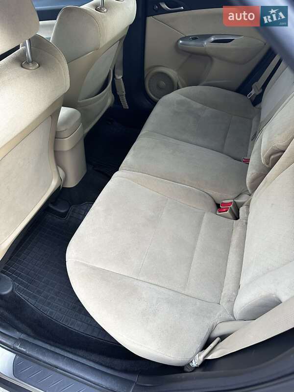 Хэтчбек Honda Civic 2007 в Днепре