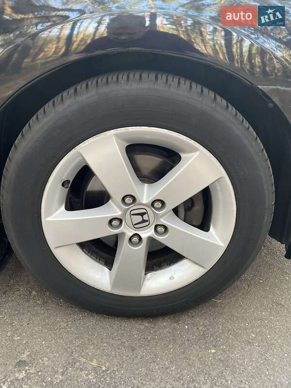 Седан Honda Civic 2007 в Полтаве