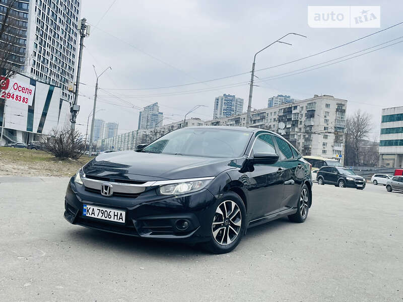 Седан Honda Civic 2017 в Києві