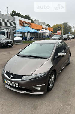 Хэтчбек Honda Civic 2011 в Житомире