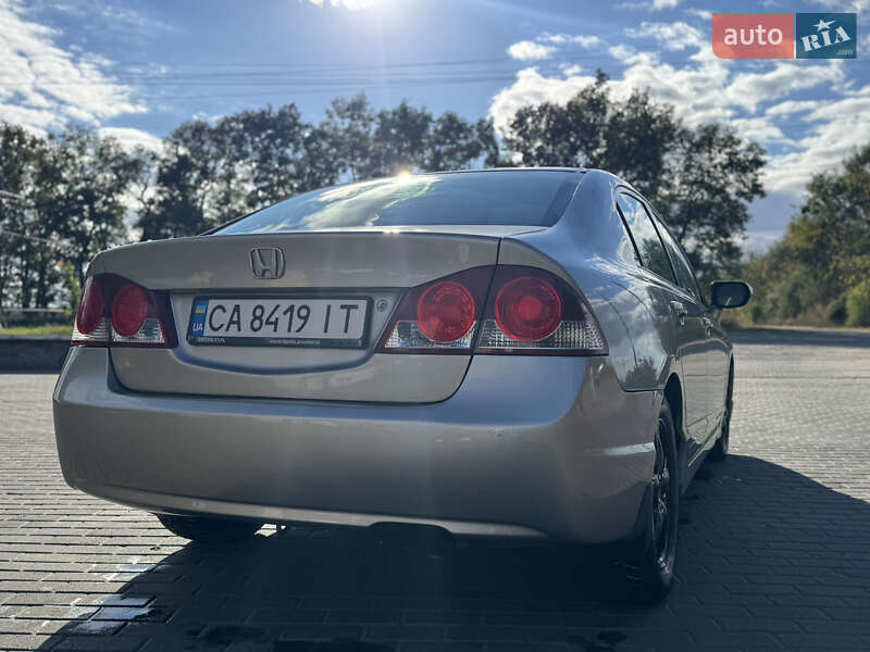 Седан Honda Civic 2006 в Смеле