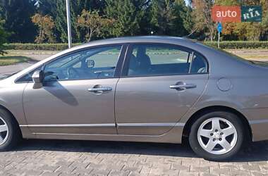 Седан Honda Civic 2007 в Луцке