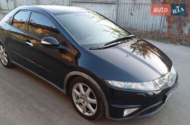 Хэтчбек Honda Civic 2008 в Киеве