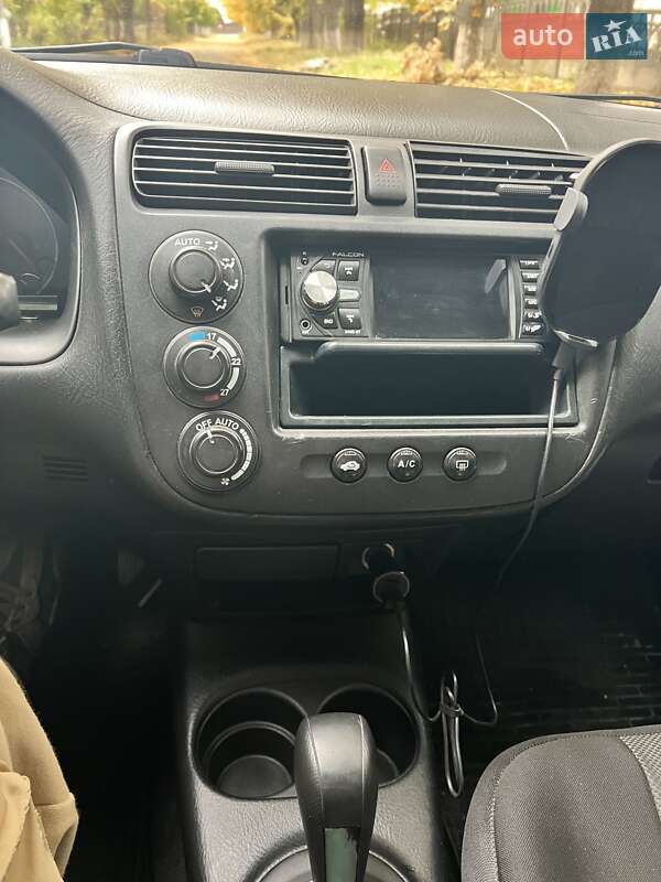 Седан Honda Civic 2005 в Дніпрі