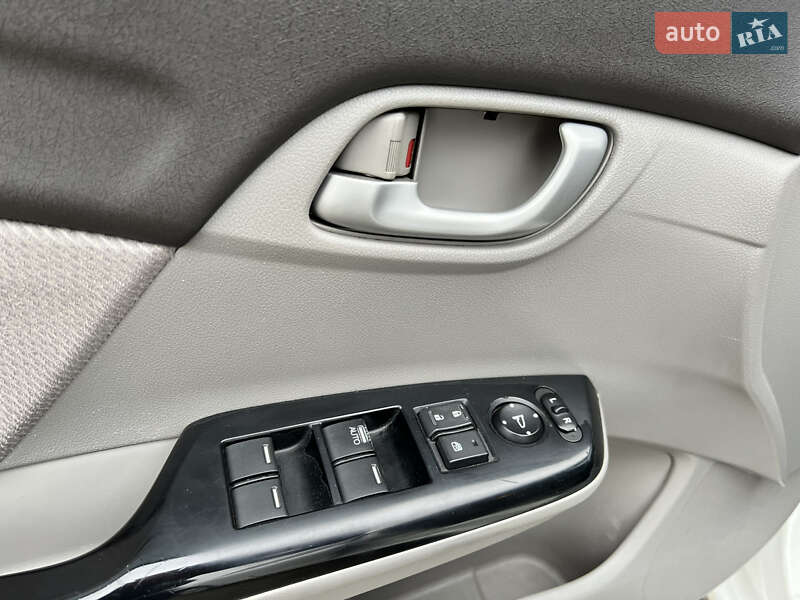 Седан Honda Civic 2012 в Миколаєві