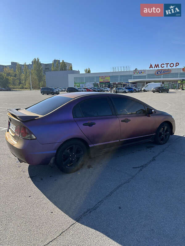 Седан Honda Civic 2007 в Запоріжжі