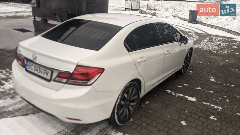 Седан Honda Civic 2014 в Львове