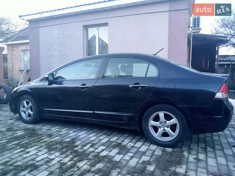 Седан Honda Civic 2009 в Киеве