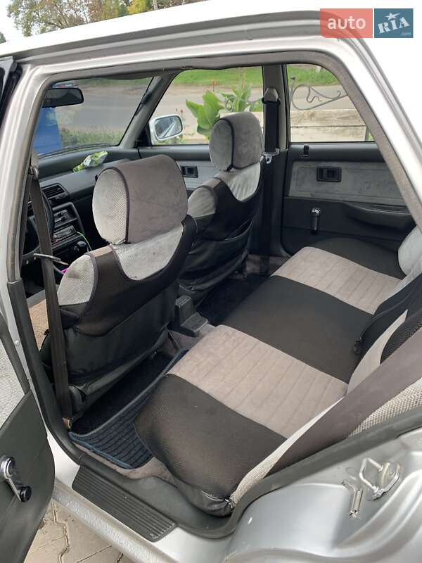 Седан Honda Civic 1988 в Одесі