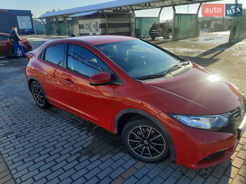 Хетчбек Honda Civic 2014 в Києві