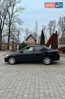 Седан Honda Civic 2005 в Надворной