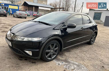 Хэтчбек Honda Civic 2008 в Чернигове