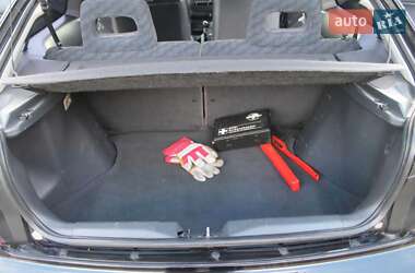 Хетчбек Honda Civic 2000 в 