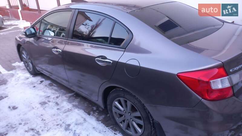 Седан Honda Civic 2012 в Кременчуці