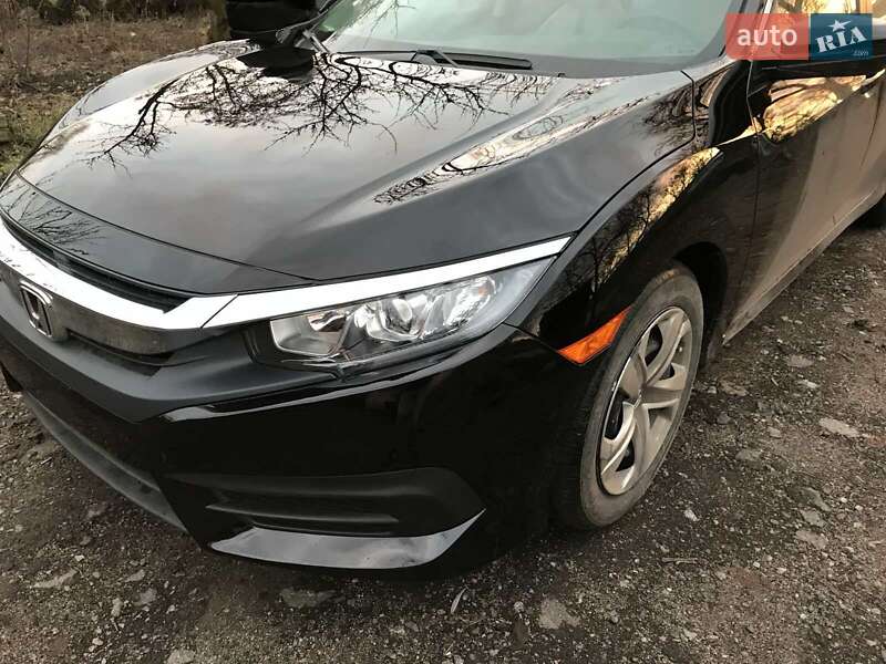 Седан Honda Civic 2016 в Кременчуці