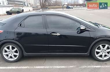 Хэтчбек Honda Civic 2008 в Киеве