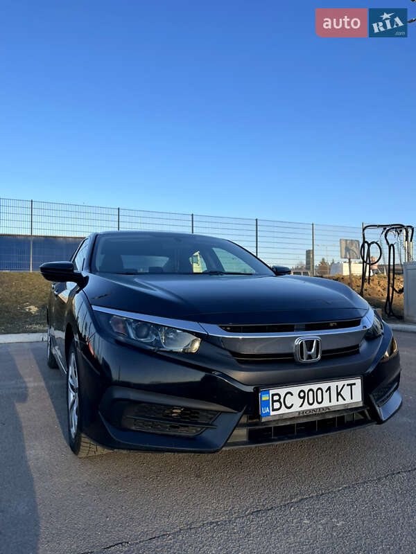 Седан Honda Civic 2018 в Львові