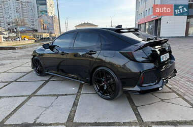 Хэтчбек Honda Civic 2017 в 