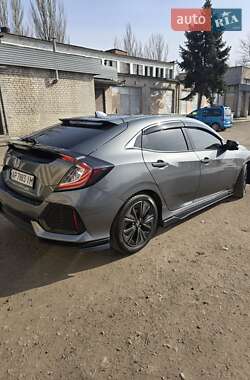 Хэтчбек Honda Civic 2019 в 