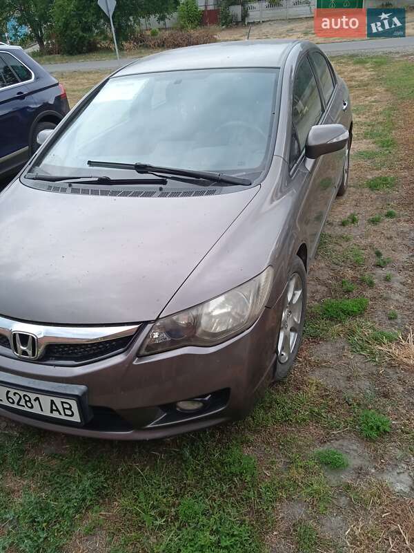 Седан Honda Civic 2009 в 