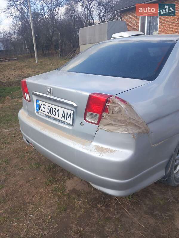 Седан Honda Civic 2004 в Львові