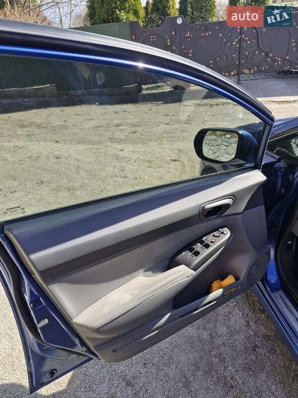 Седан Honda Civic 2008 в Кропивницькому