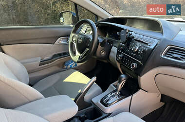 Седан Honda Civic 2013 в 