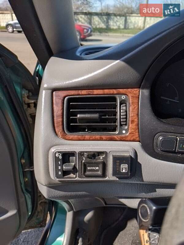Хэтчбек Honda Civic 1996 в Одессе