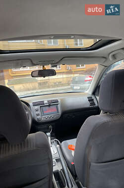 Седан Honda Civic 2005 в 
