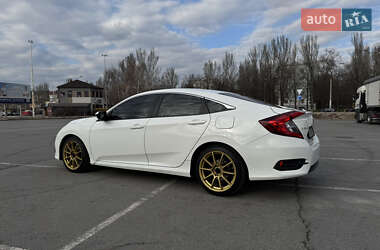 Седан Honda Civic 2017 в 