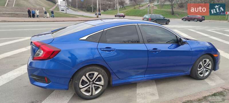 Седан Honda Civic 2017 в Чернігові