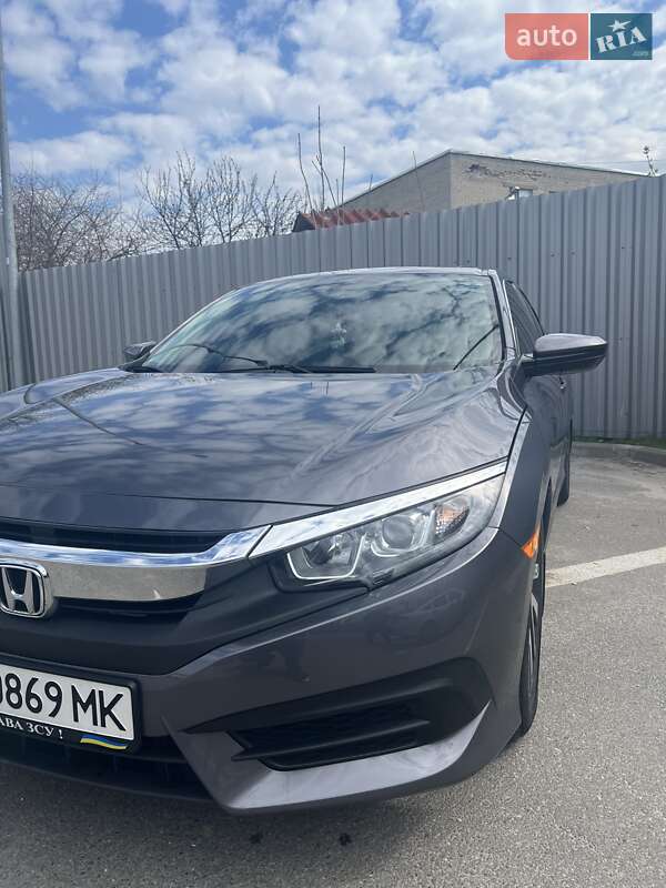 Седан Honda Civic 2018 в Харкові