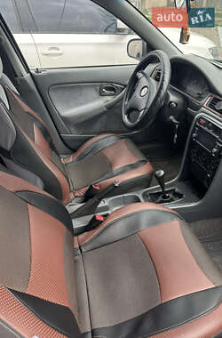 Лифтбек Honda Civic 1997 в 