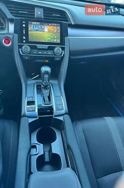 Седан Honda Civic 2016 в 