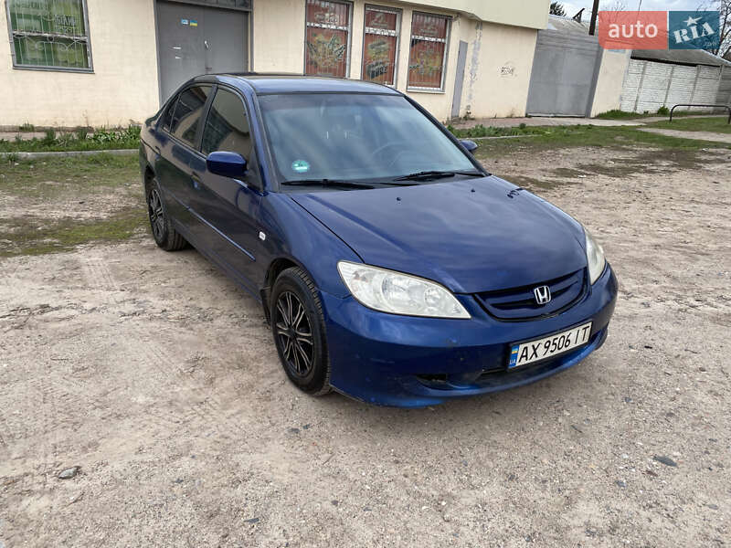 Седан Honda Civic 2004 в 