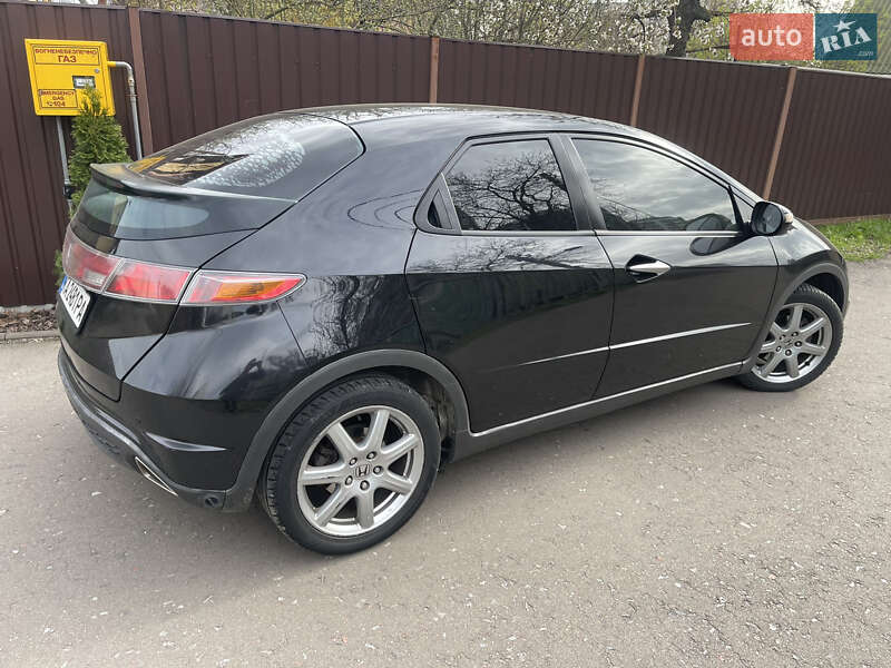 Хетчбек Honda Civic 2007 в 