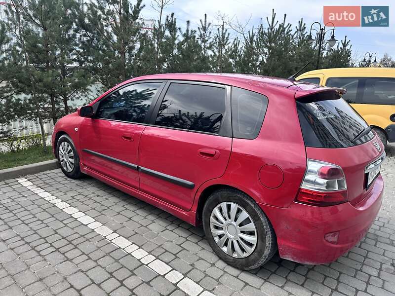 Хэтчбек Honda Civic 2005 в Ивано-Франковске