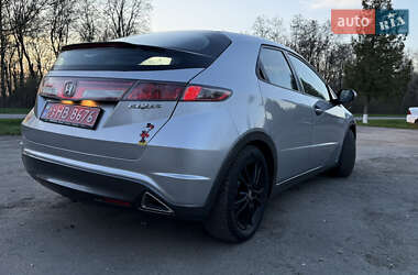 Хэтчбек Honda Civic 2010 в 
