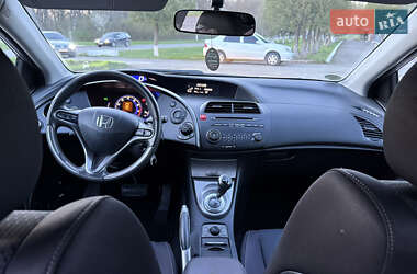 Хэтчбек Honda Civic 2010 в 