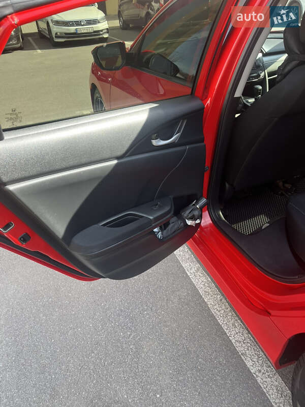 Седан Honda Civic 2017 в Виннице фото 25 Седан Honda Civic 2017 в Виннице