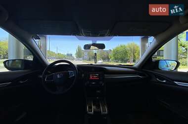Седан Honda Civic 2018 в 