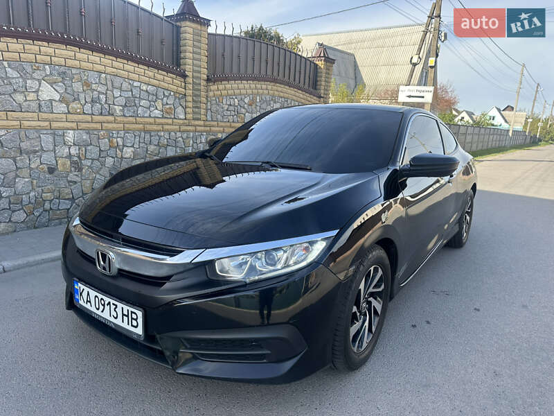 Купе Honda Civic 2017 в 