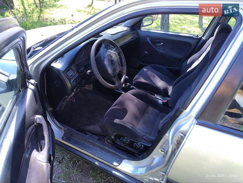 Хетчбек Honda Civic 1999 в Холодній Балці