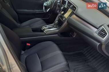 Седан Honda Civic 2018 в 