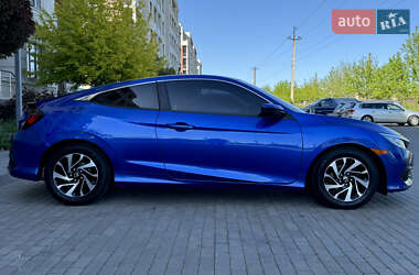 Купе Honda Civic 2016 в 