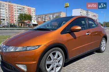 Хэтчбек Honda Civic 2008 в 