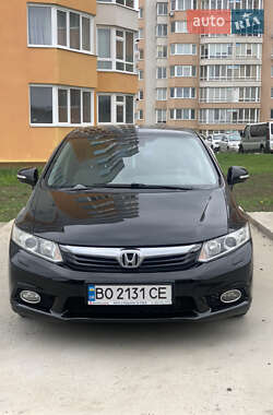 Седан Honda Civic 2012 в 