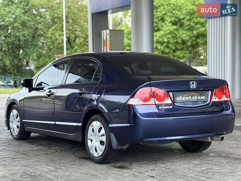 Седан Honda Civic 2008 в Миколаєві